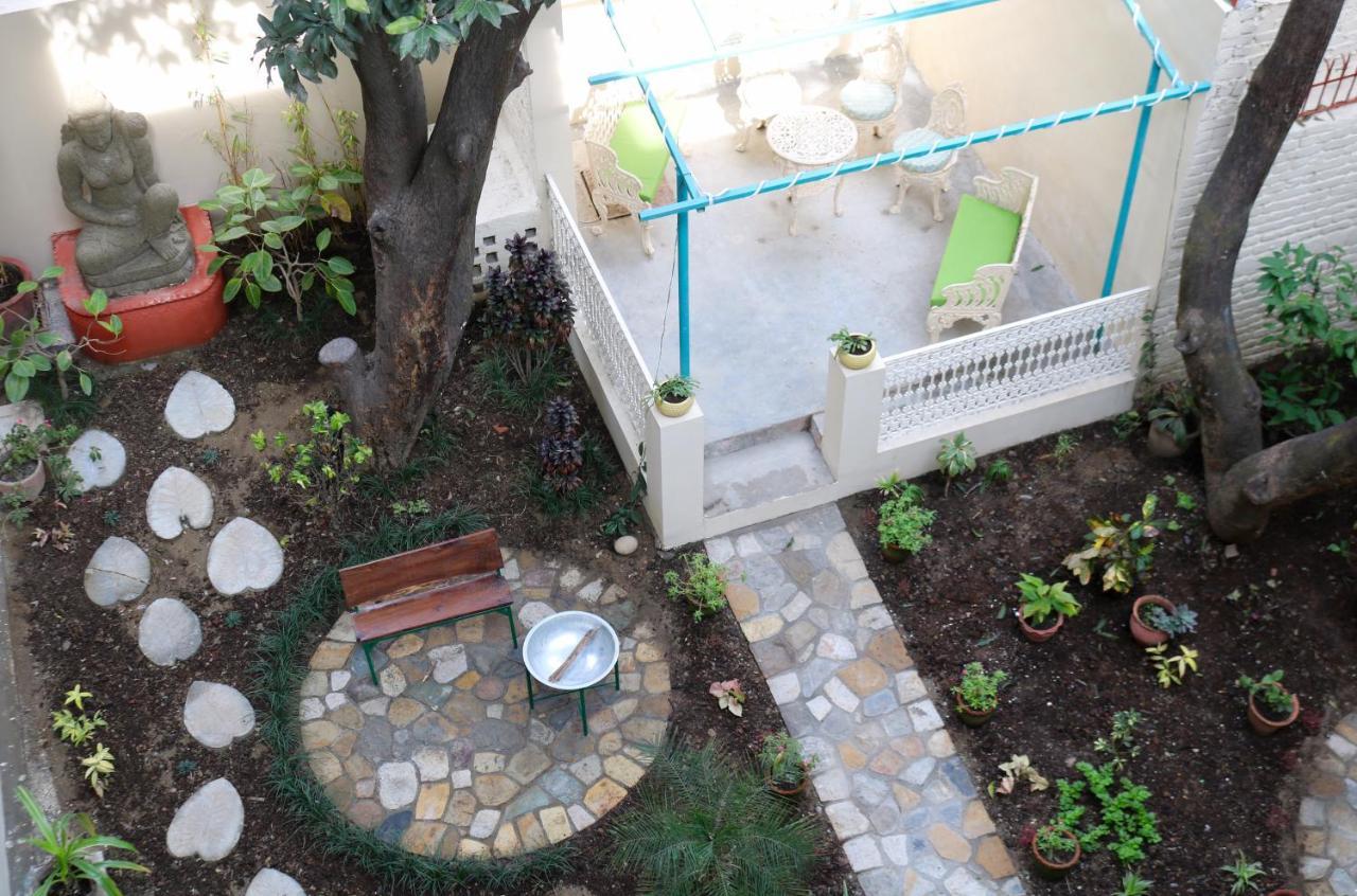מלון Mango Tree Courtyard דהראדון מראה חיצוני תמונה